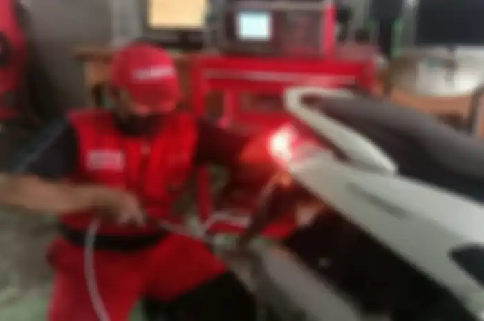 Motor yang belum uji emisi terancam ditolak saat perpanjang STNK, peraturan akan segera diberlakukan.
