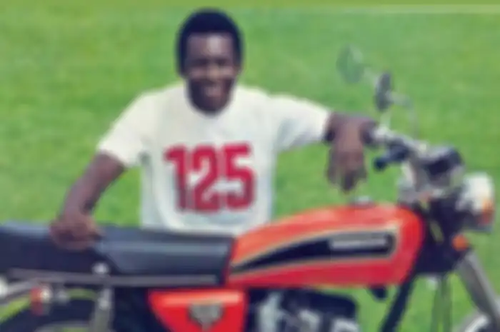 Pemain sepak bola legendaris Pele meninggal dunia. Sempat jadi ikon motor Honda CG125 di Brasil.