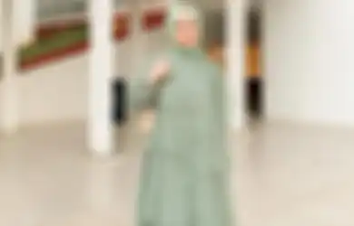 Selain Putih, 5 Warna Dress Ini Cocok dan Kece Dipakai Buat Lebaran!