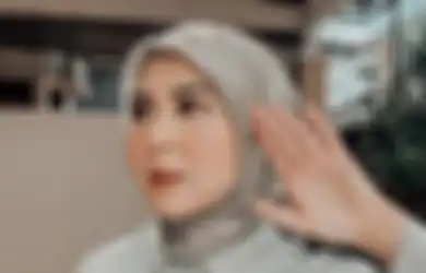 Pangku Bayi Gemas di Usia 22 Tahun, Kesha Ratuliu Blak-blakan: Anak Pertamaku Sebelum Nikah