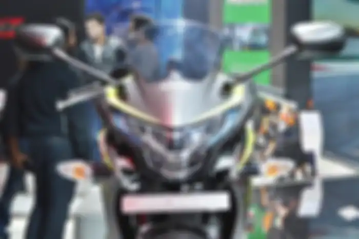 Honda CBR250R satu silinder 2018 pakai LED
