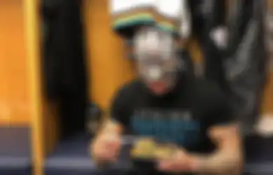 Ngeri! Bola Mata Rey Mysterio Lepas Usai Dihajar Seth Rollins