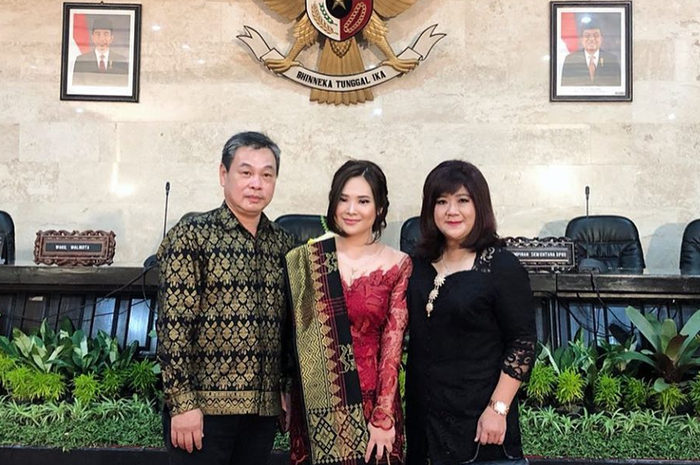 Regina Suwono, Anggota DPRD Kediri Termuda yang Kembangkan Aplikasi Digital