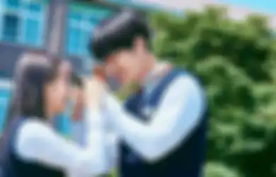 Penonton Langsung Dibikin Baper dengan Episode Pertama Blue Birthday!