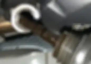 5 Tips Ciamik Sebelum Menghidupkan Motor yang Terdiam Lama di Garasi Masa Lockdown