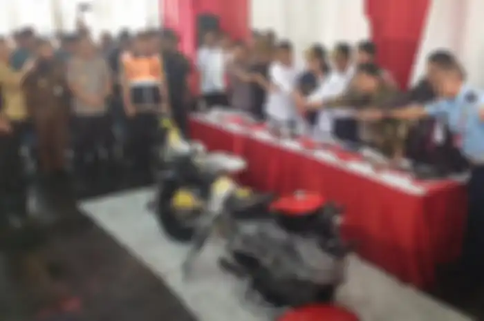 Ilustrasi Press Conference penggagalan penyelundupan mobil dan motor mewah di Tanjung Priok, Jakarta 17 Desember 2019