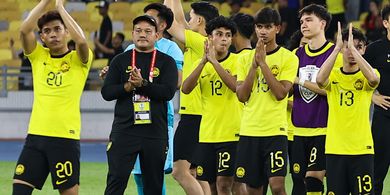 Tawuran Suporter Malaysia, Stasiun Kereta Diobrak-abrik  Buntut Tersingkir dari Piala AFF