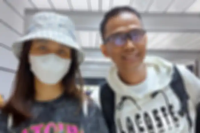 Doddy Sudrajat dan Mayang saat Grid.ID jumpai di Bandara Soekarno Hatta, Tangerang, Minggu (8/5/2022).