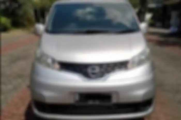 Harganya mirip motor matic mesin 1.500cc muat banyak, kendaraan pas buat musim hujan bablas masuk tol.