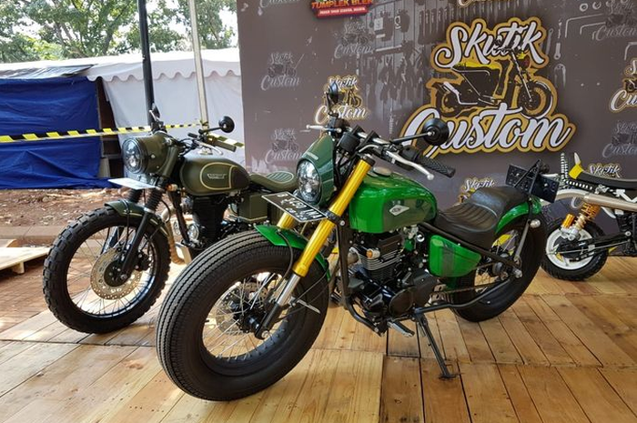 Motor custom bakal dilegalkan dan bebas wara-wiri di jalanan Jakarta, Sekjen IMI angkat bicara. Dua motor custom koleksi Presiden Jokowi.