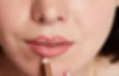 Like a Pro! Gini 5 Langkah Pakai Lip Liner Biar Tampilan Lipstik Rapih