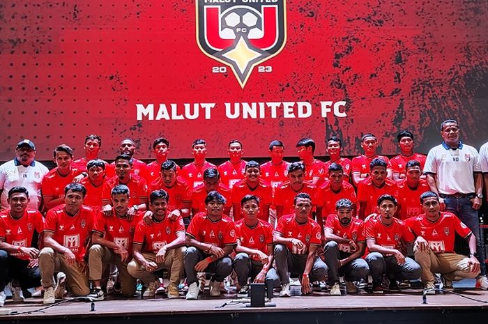 Malut United FC memperkenalkan skuadnya untuk menghadapi Liga 2 2023-2024 pada acara launching tim, Jumat (31/8/2023) di Senayan.