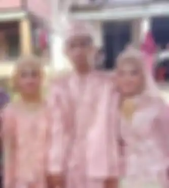 Usai akad nikah, foto tampang pria Empat Lawang yang menikahi 2 gadis sekaligus bikin heboh. Foto tampangnya viral di Facebook.