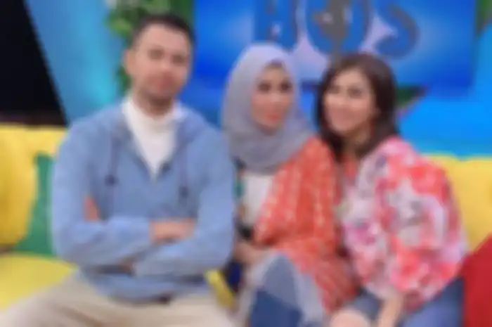 Raffi Ahmad, Mama Amy dan Nisya Ahmad