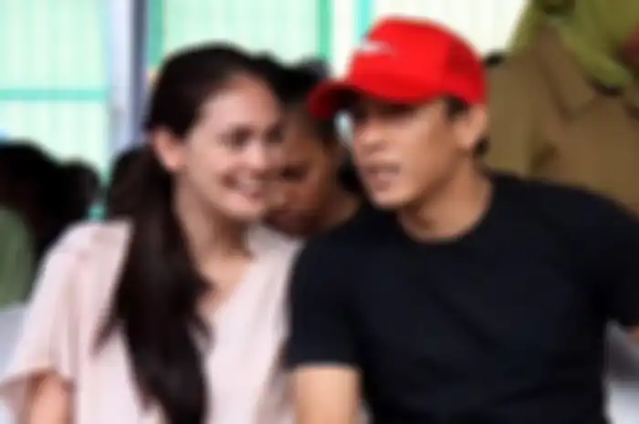 Luna Maya dan Ariel NOAH