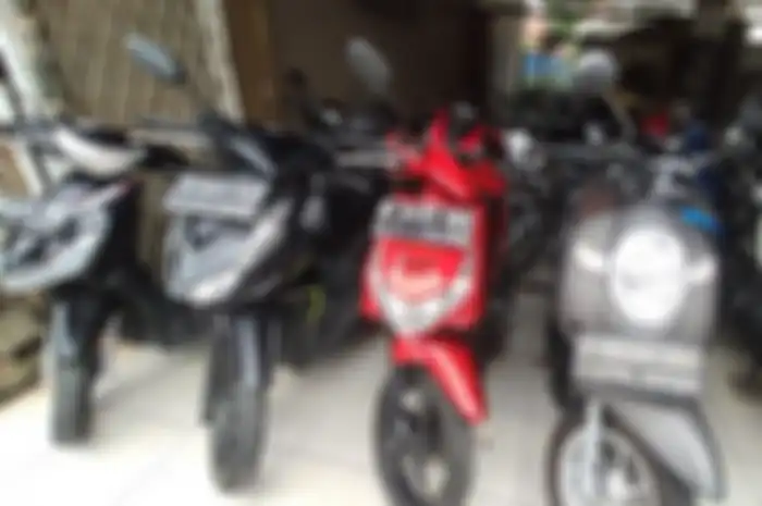 Foto ilustrasi dealer motor bekas. Cek harga motor bekas Rp 5 jutaan lengkap dengan STNK dan BPKB, ada Honda BeAT dan banyak lagi.