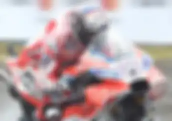 Modelnya Transparan, Harga Jas Hujan Pembalap MotoGP Bikin Melongo