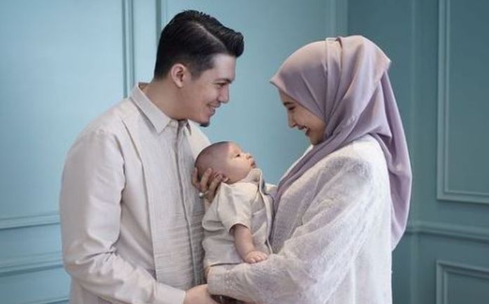 Irwansyah, Zaskia Sungkar, dan Ukkasya.