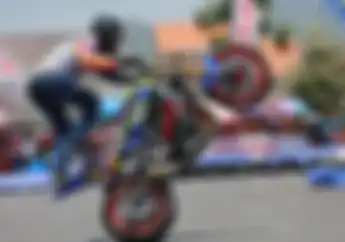 Nyesel Kalau Gak Datang, Ada Aksi Stuntride di Otobursa Tumplek Blek 2022