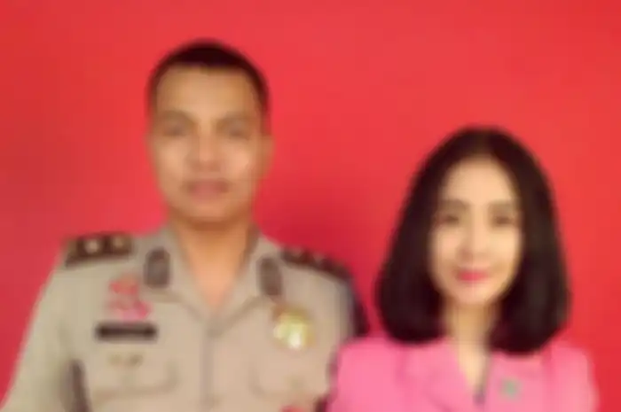 Uut Permatasari dan sang suami
