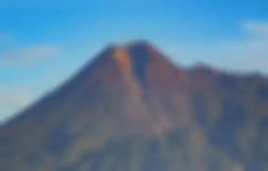 Viral, Pendaki Nekat Rekam Aktivitas Gunung Merapi dari Puncak, Bakat Setiawan: Tujuan Saya Memberikan Gambaran Visual