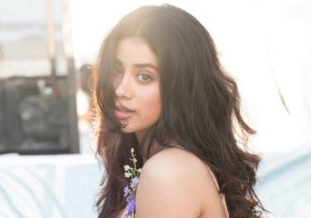 Intip Tampilan Cantik Putri dari Mendiang Sridevi Kapoor, Janhvi Kapoor dalam Balutan Floral Dress