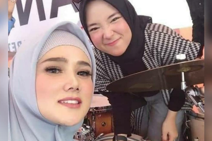 Mulan Jameela dan Nissa Sabyan