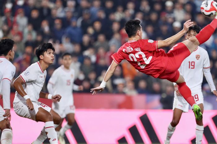 Suasana pertandingan saat Timnas Vietnam menghadapi Timnas Indonesia di ajang ASEAN Cup 2024.