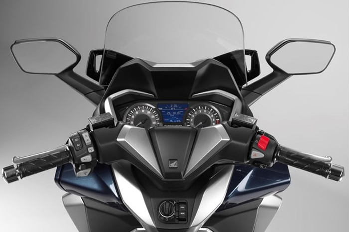 Honda Forza 300