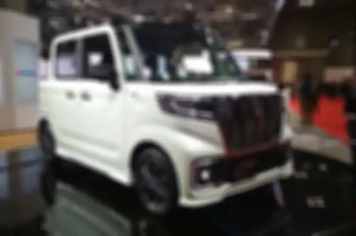 Suzuki Spacia muka seperti Alpard