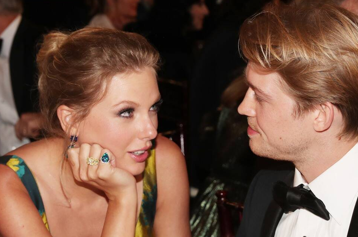  Taylor Swift dan Joe Alwyn