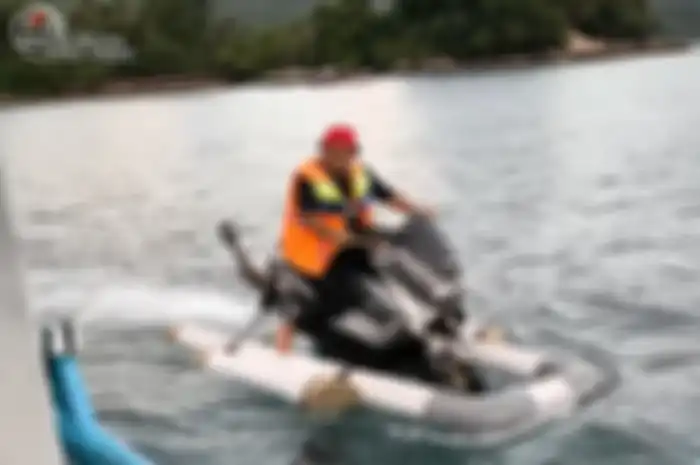 Yamaha NMAX dipaksa melaju di air dengan berbagai modifikasi yang dilakukan