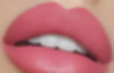 Harus Punya! Ini 5 Warna Lipstik yang Cocok untuk Semua Warna Kulit!