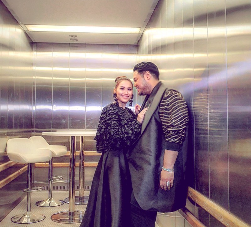 Ivan Gunawan ditantang segera lamar Ayu Ting-Ting