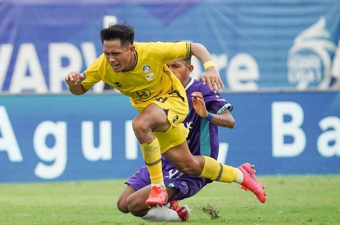 Suasana laga Barito Putera vs Persita Tangerang pada pekan ke-11 Liga 1 2024/2025 di Stadion Sultan Agung, Bantul, Sabtu (23/11/2024) sore WIB