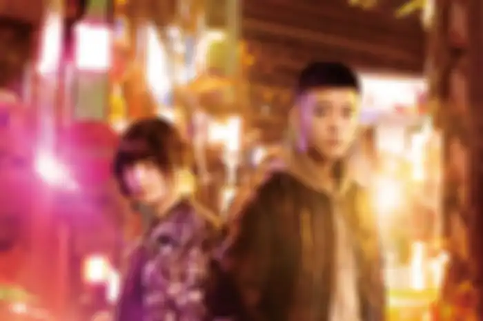 Takeuchi Ryoma dan Yurina Hirate sebagai Shin Miyabe dan Aoi Mamiya untuk poster drama Jepang Roppongi Class.
