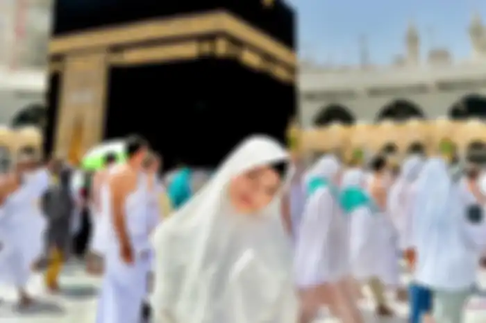 Fuji saat Umrah