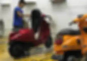 Cuma Modal Rp 20 Ribu, Cairan Ini Bikin Tampilan Motor Kusam Jadi Seperti Baru