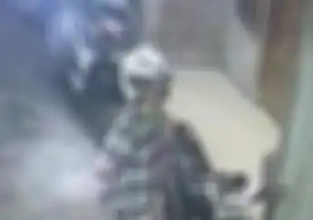 Maling Motor di Surabaya Salah Pilih Korban Malah Babak Belur di Tangan Warga