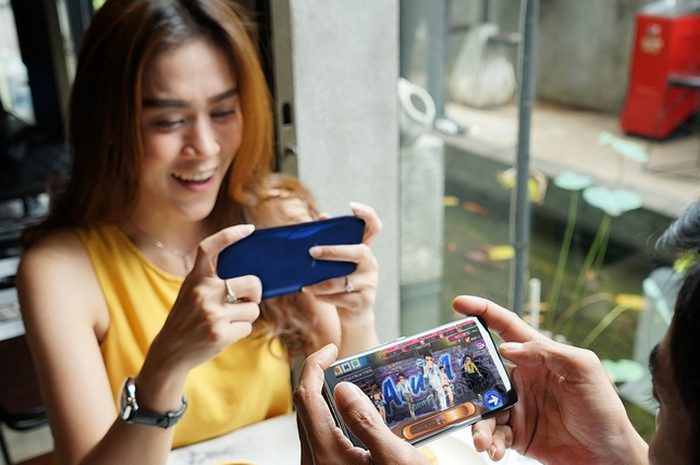 Ilustrasi main game online