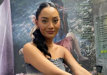 Erika Carlina Jenguk Asisten Nikita Mirzani, Diminta Bawa Barang-barang Aneh Ini