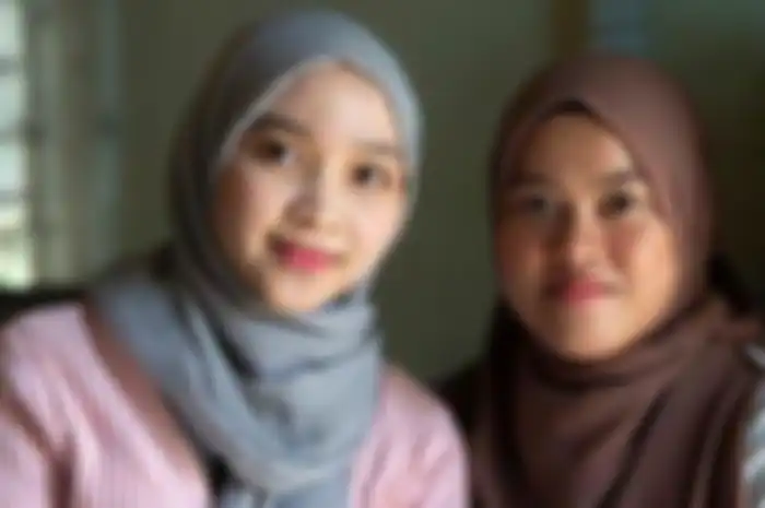 Putri yang tertukar Adryani, Adryana dan Noratirah.