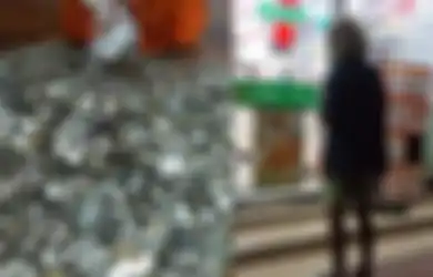Sungguh Mulia, Seorang Kakek Tunawisma Ini 'Sumbangkan' Seluruh Tabungannya yang Berjumlah Rp 32 Juta, Uang Koinnya Sampai Beberapa Ember