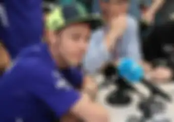 Ikut Prihatin.. Valentino Rossi Kasih Analisa Tentang Kecelakaan Michele Pirro