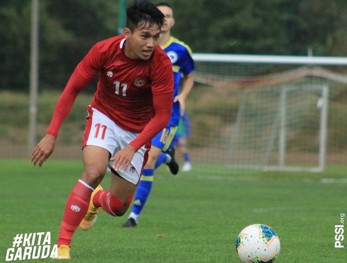 Aksi Witan Sulaiman saat membela timnas U-19 Indonesia yang menggelar TC di Kroasia pada September 2020.