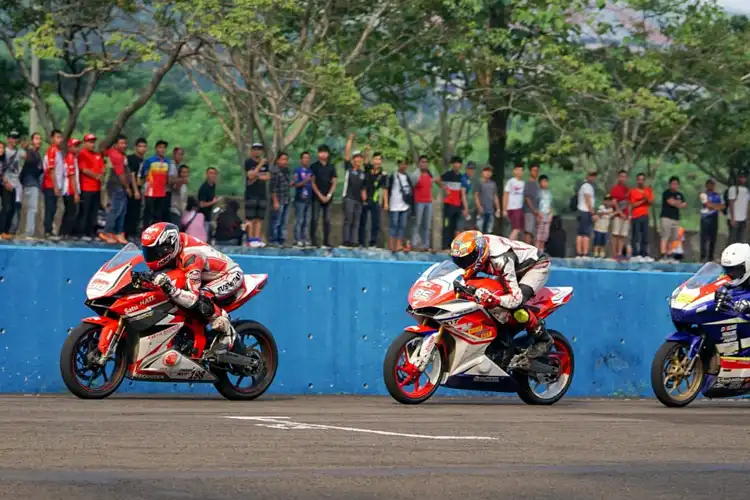 Geger! Balap IRS Seri 2 Kedapatan Oktan Pertamax Turbo di Bawah Bensin Premium