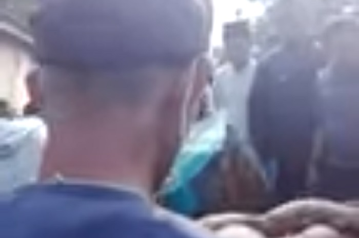 Dosen Unej dan istri meninggal dunia ditabrak kereta api.