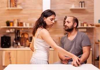 9 Tanda Pasangan Selingkuh Menurut ChatGPT, Akurat Kata Pakar!