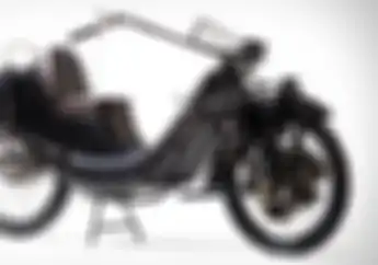 Wow! Motor Ini Bermesin 5 Silinder di Roda Depannya!