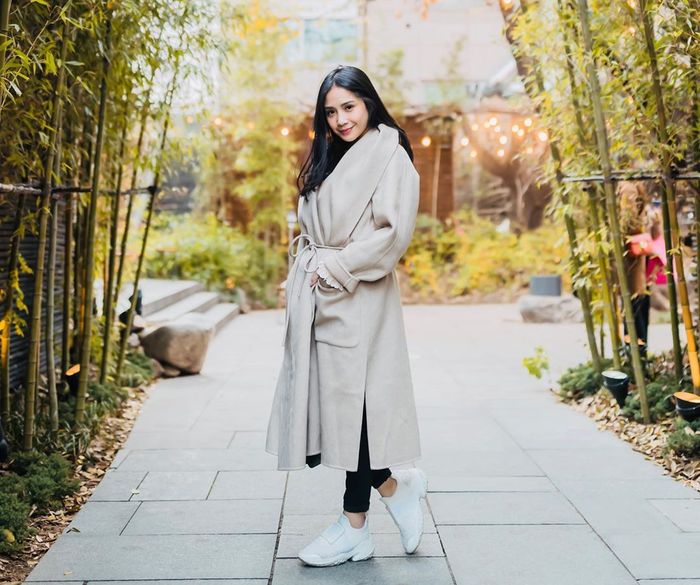 Nagita Slavina saat liburan ke Korea